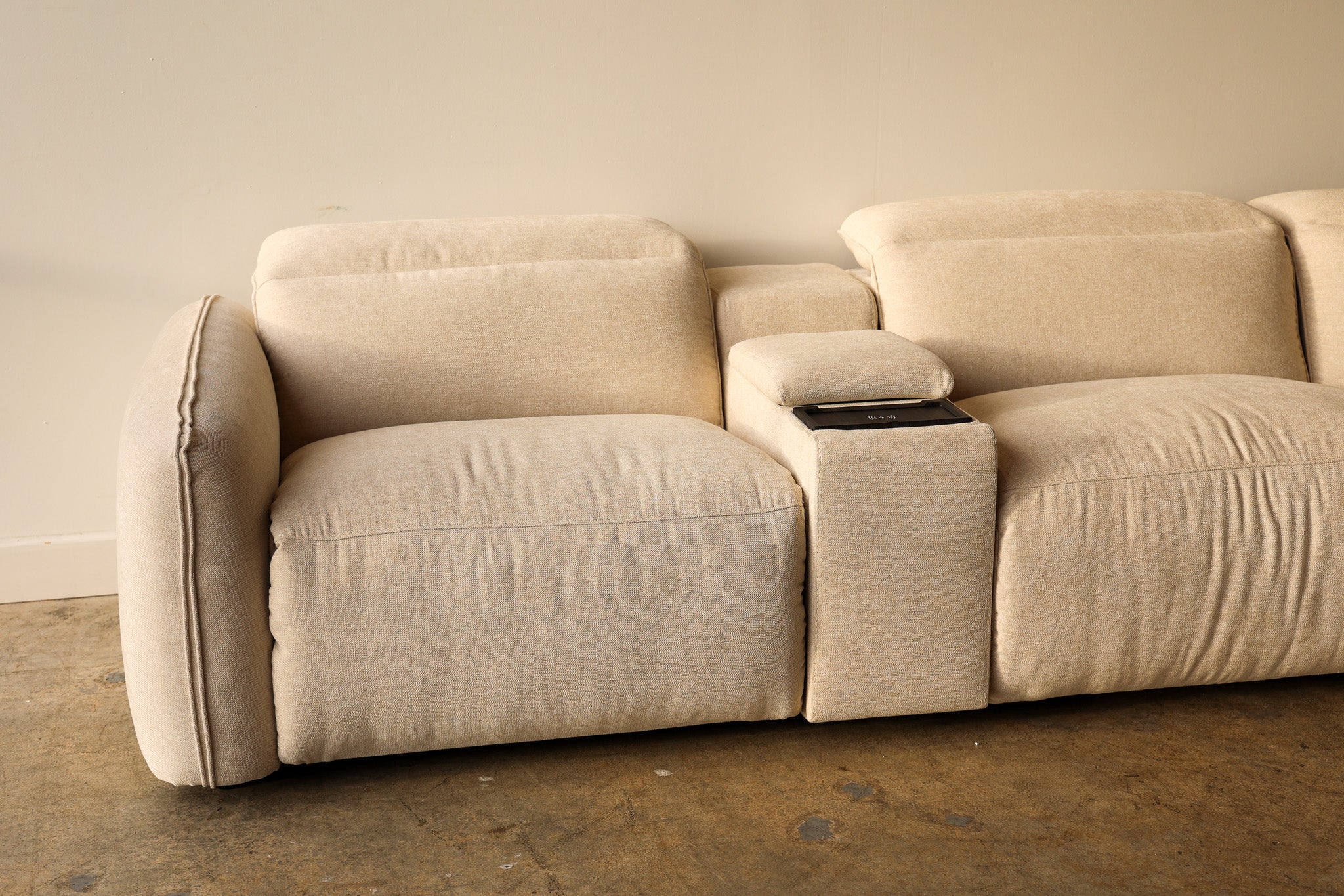 Addie Reclining Modular Sectional - Image 21