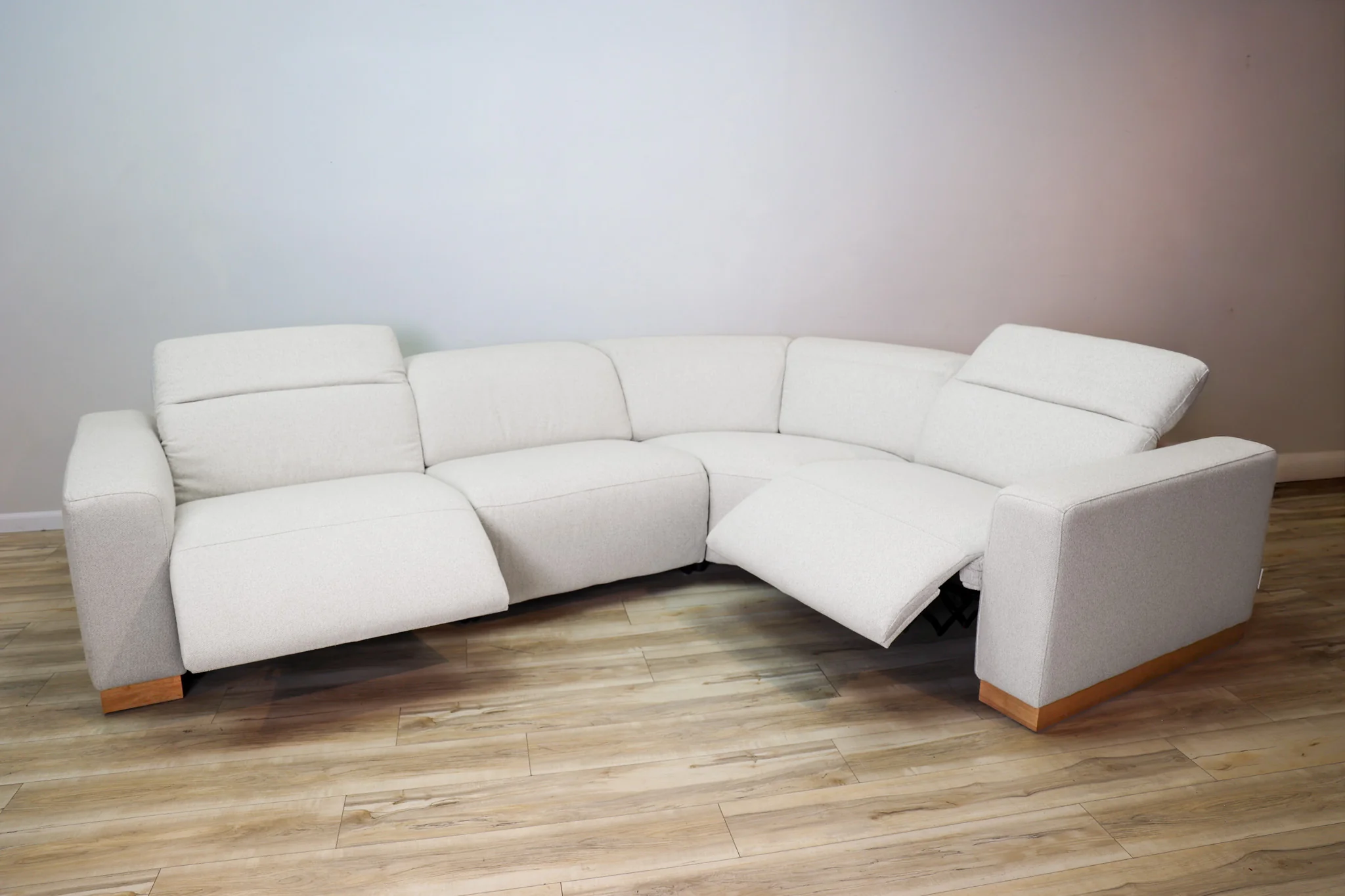 Voss Performance Fabric Power Reclining Sectional - Image 16