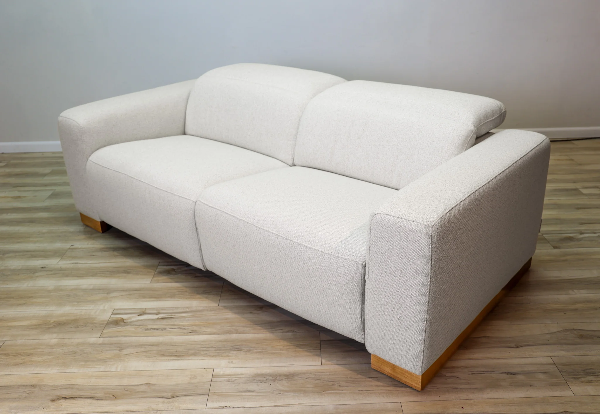 Voss Performance Fabric Power Reclining Sectional - Image 31
