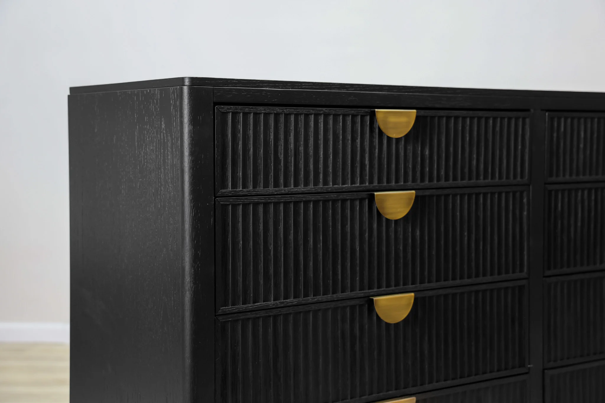 Faiza Dresser - Image 8