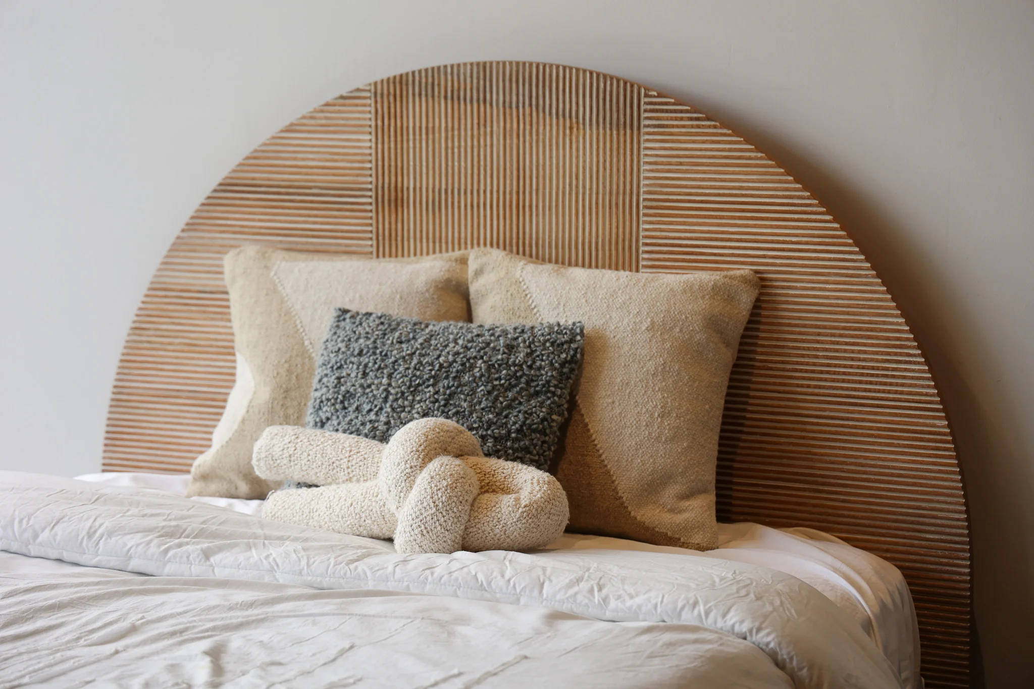 Eclipse Bed - Image 11